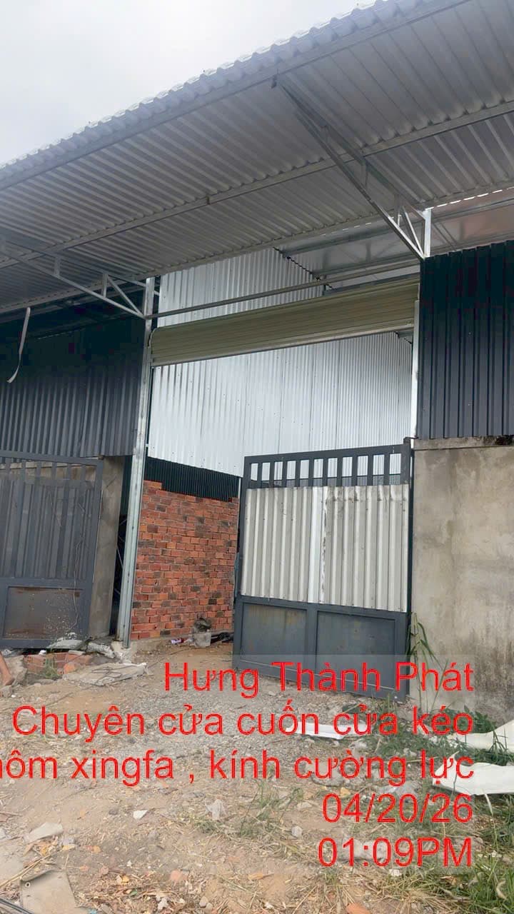 Nhà xưởng cửa cuốn trắng (gạch) — ảnh 2
